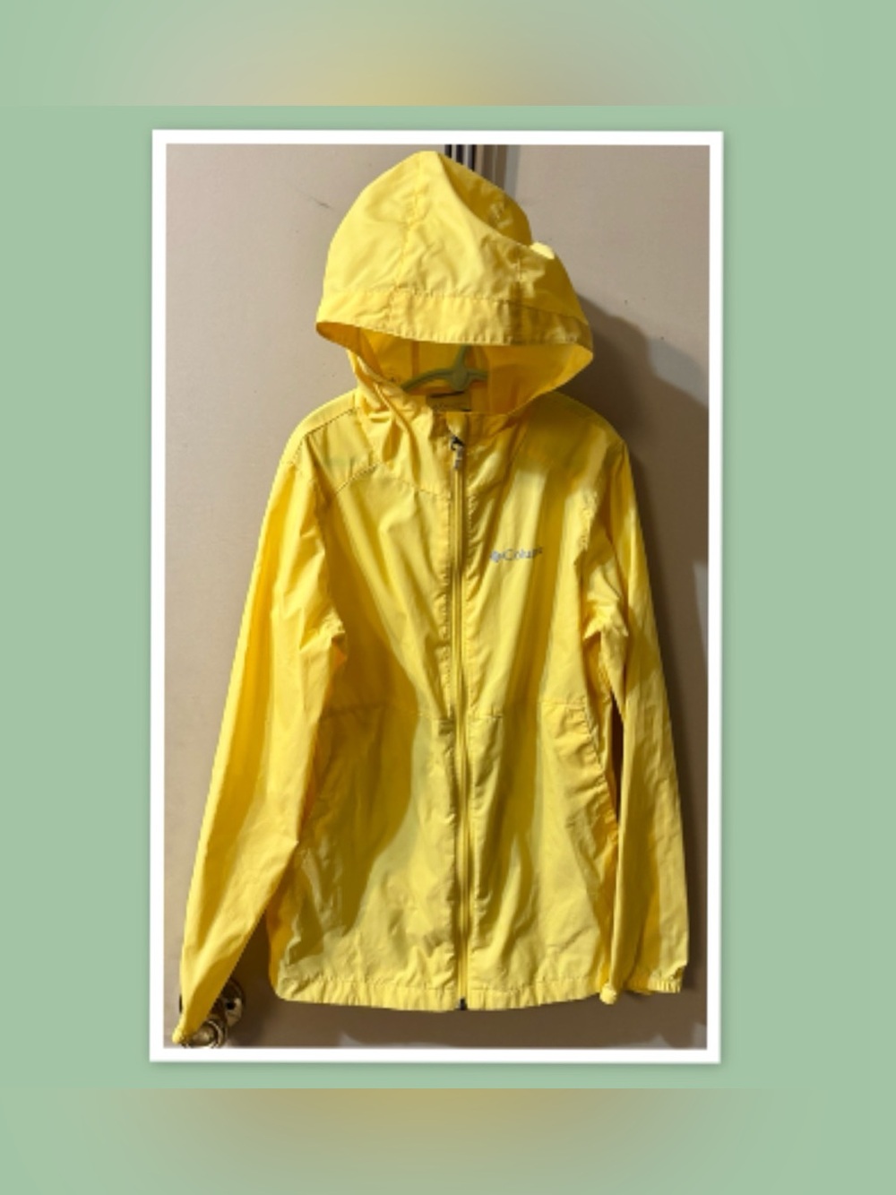 Bright Yellow Columbia Youth Rain Jacket ~ Size M {10-12}